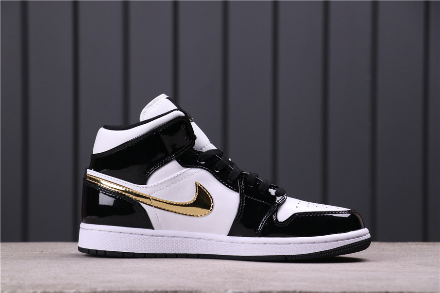 62USD Air Jordan 1 Retro Mid OG 852542-007 36-46