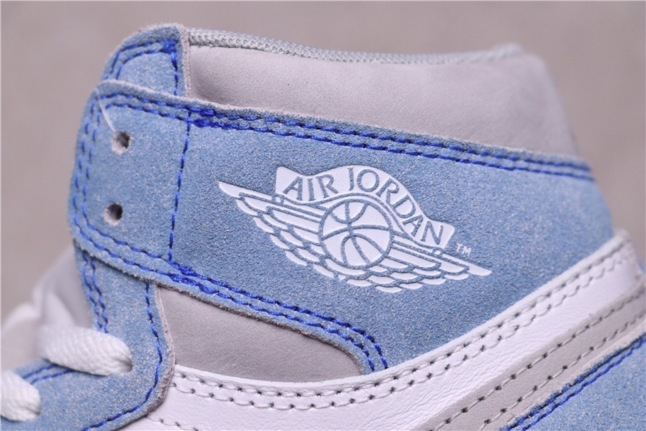 67USD Air Jordan 1 High OG Hyper Royal 555088-402 36-46