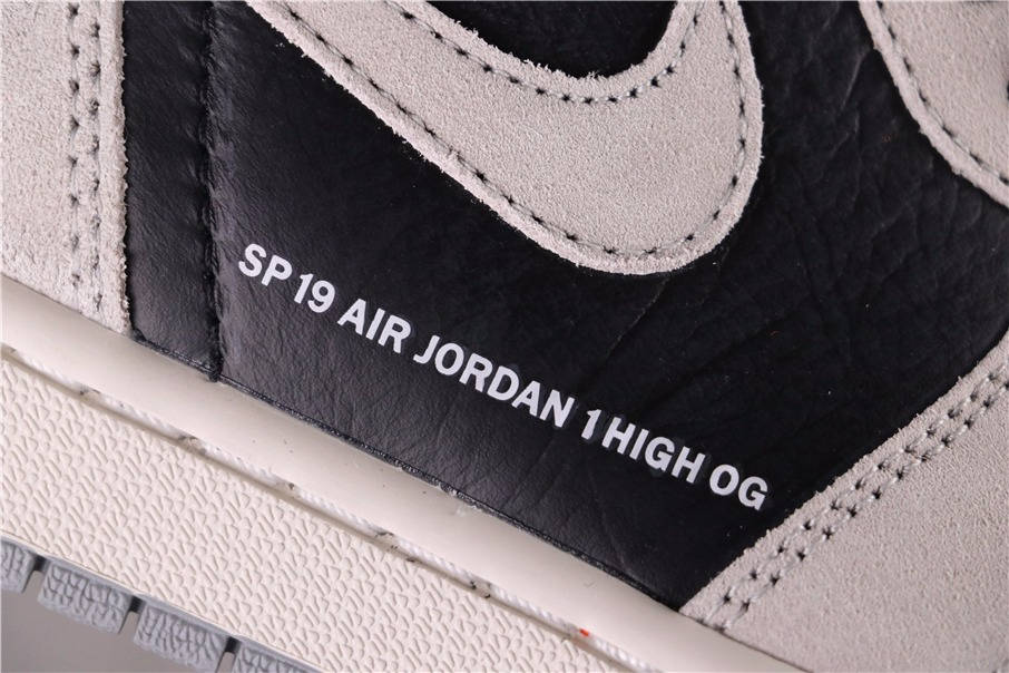 67USD Air Jordan 1 Neutral Grey 555088-018 40-46