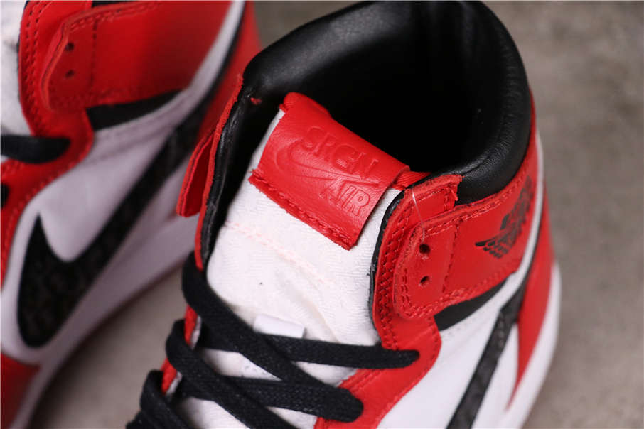 67USD Air Jordan 1 Satin Snake CV3045-006 36-46