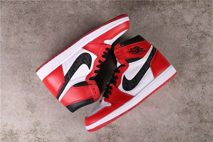 67USD Air Jordan 1 Satin Snake CV3045-006 36-46
