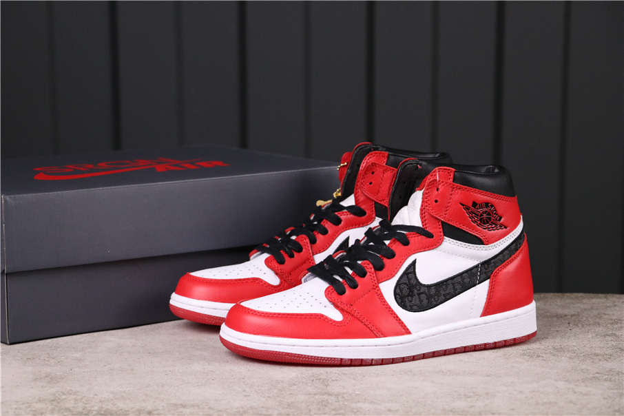 67USD Air Jordan 1 Satin Snake CV3045-006 36-46