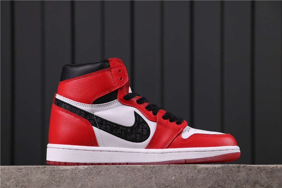 67USD Air Jordan 1 Satin Snake CV3045-006 36-46