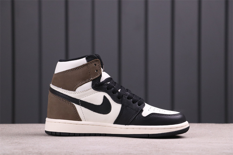 71USD Air Jordan 1 High OG Dark Mocha 555088-105 EU Size(36-47.5) US Size(W5.5-M13) 71USD Air Jordan 1 High OG Dark Mocha 555088-105 EU Size(36-47.5) US Size(W5.5-M13)