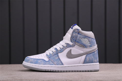 71USD Air Jordan 1 High OG Hyper Royal 555088-402 EU Size(36-47.5) US Size(W5.5-M13)