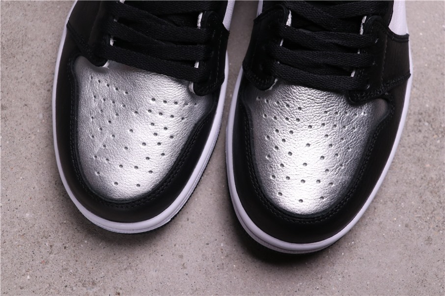 71$USD Air Jordan 1 High OG Silver Toe CD0461-001 36-47.5