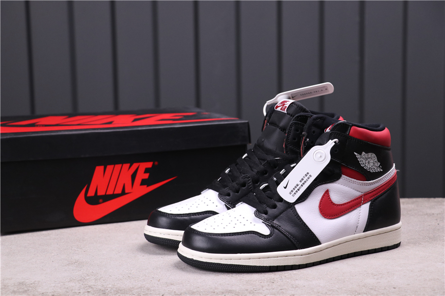 71$USD Air Jordan 1 Retro High OG Gym Red 555088-061 36-47.5