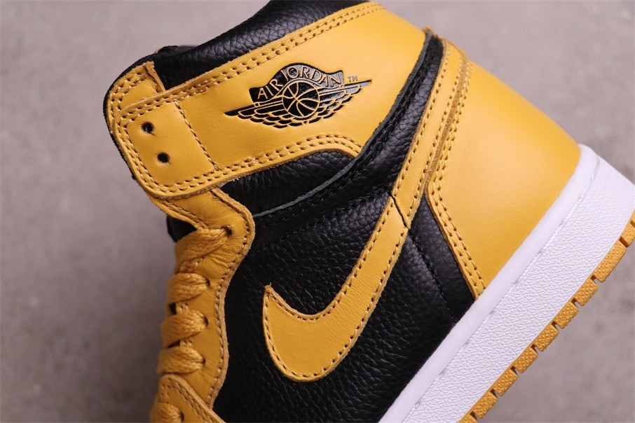 71USD Air Jordan 1 Retro High OG Shadow 555088-701 EU Size(36-47.5) US Size(W5.5-M13) 71USD Air Jordan 1 Retro High OG Shadow 555088-701 EU Size(36-47.5) US Size(W5.5-M13)