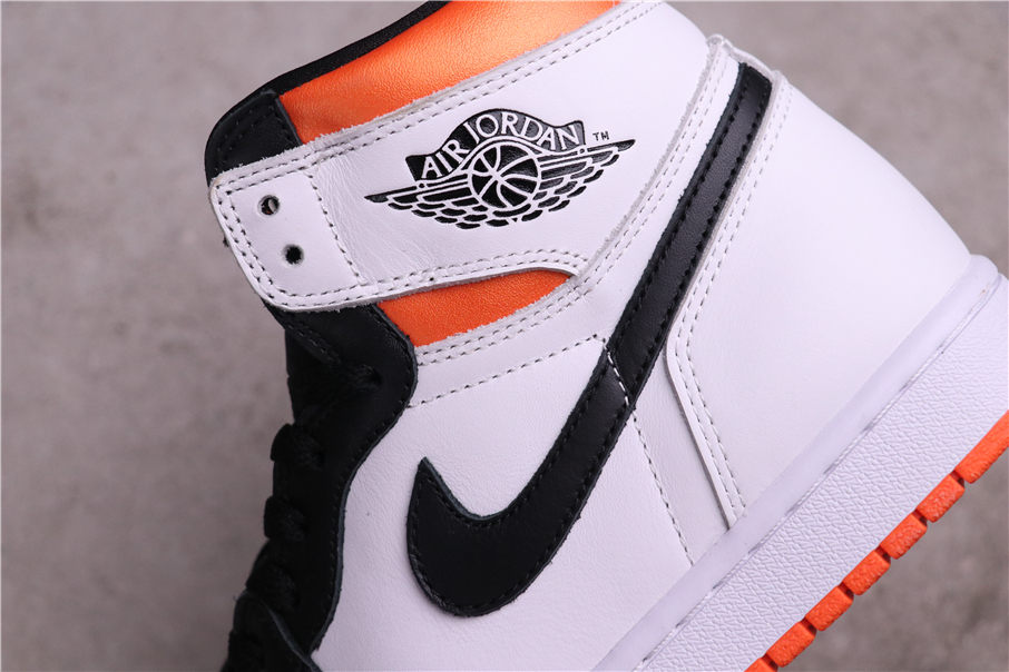 76USD Air Jordan 1 High OG Hyper Royal 555088-180 36-47.5