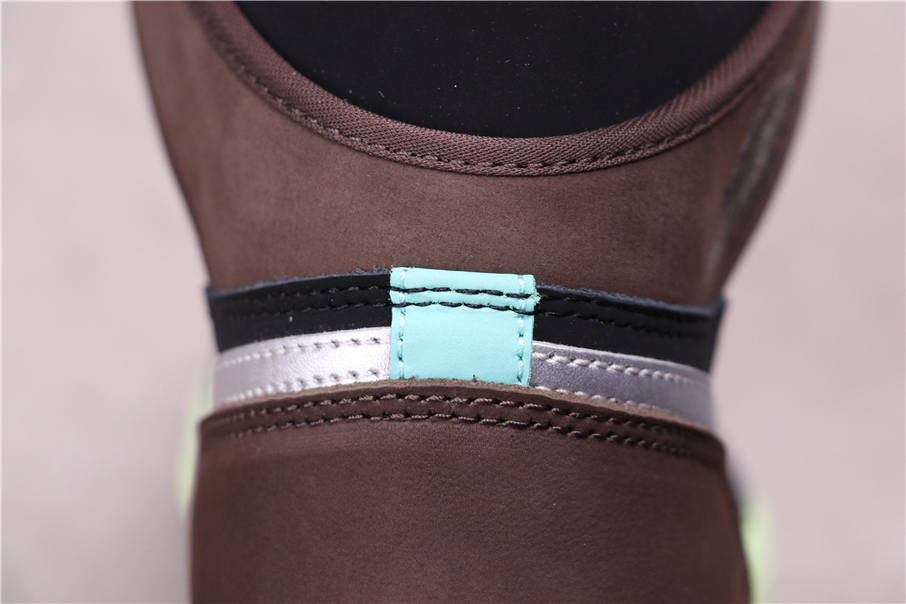 78USD Air Jordan 1 High OG “Bio Hack” 555088-201 36-47.5