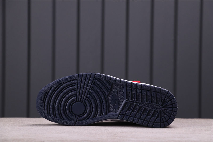 84USD Air Jordan 1 HIGH Midnight Navy DC1788-100 40-47.5