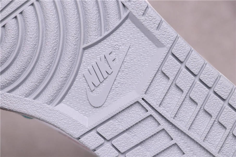 84USD Air Jordan 1 HIGH Turbo Green 555088-311 36-46
