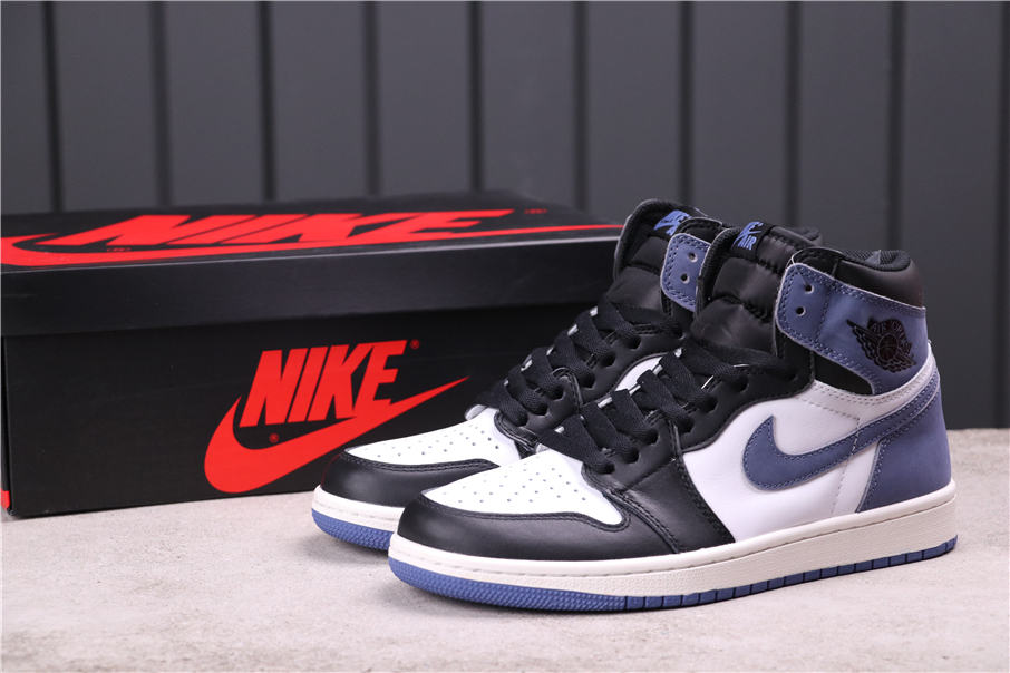 89USD AIr Jordan 1 “Blue Moon” 555088-115 SIZE 36-47.5