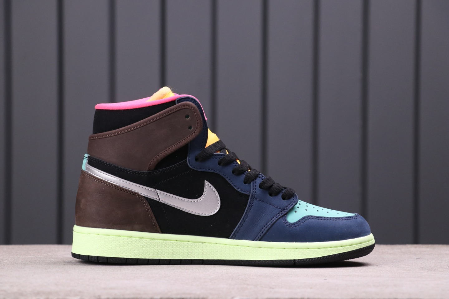89USD Air Jordan 1 High OG “Bio Hack”555088-201 SIZE 40-47.5