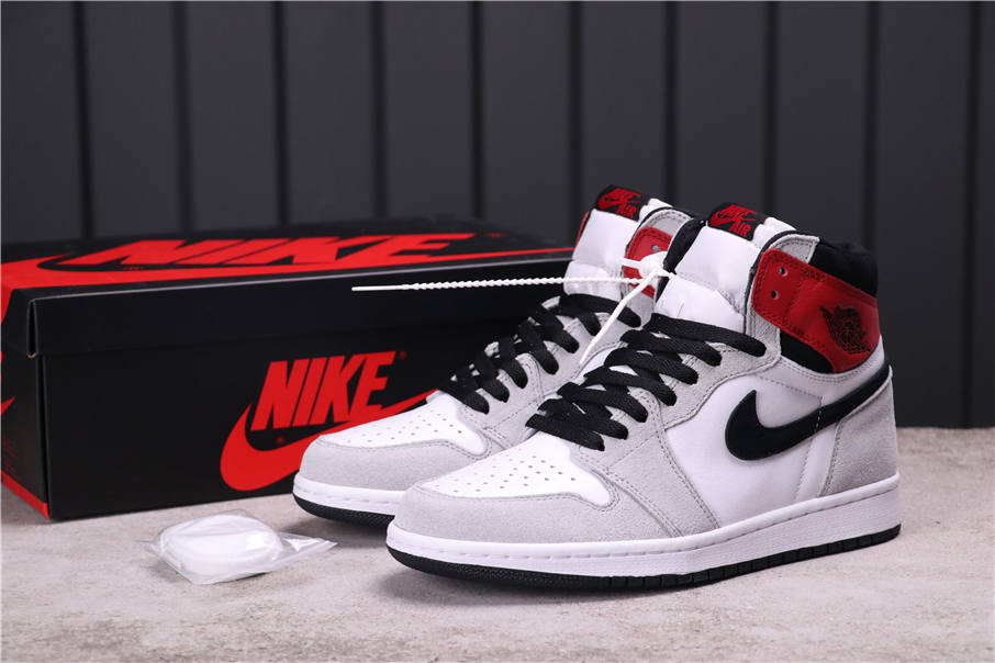 89USD Air Jordan 1 Light Smoke Grey 555088-126 40.5-47.5