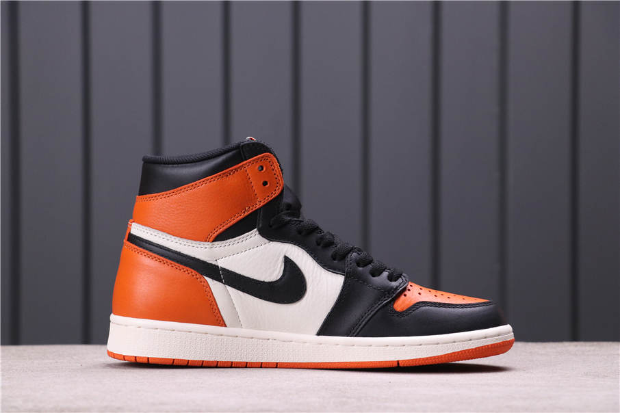 89USD Air Jordan 1“Shattered Backboard”555088-005 40-46