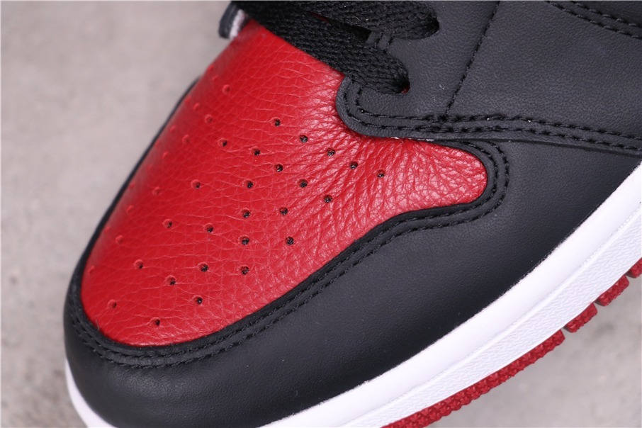 89USD GET+ Air Jordan 1 Bred 555088-001 40.5-47.5
