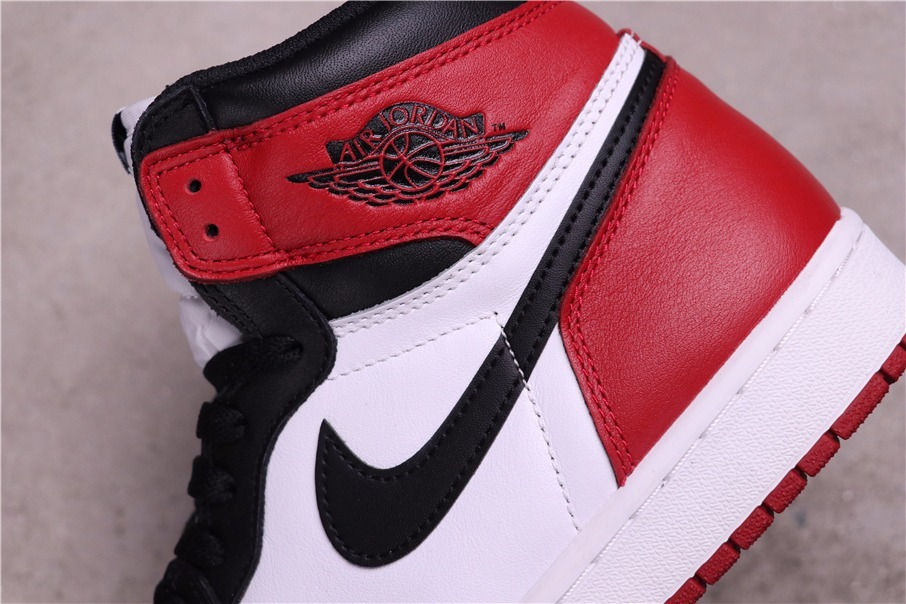 89USDAir Jordan 1 HIGH Black Toe 555088-125 40.5-47.5