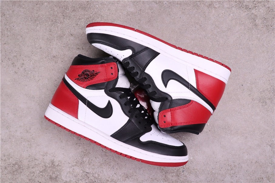 89USDAir Jordan 1 HIGH Black Toe 555088-125 40.5-47.5