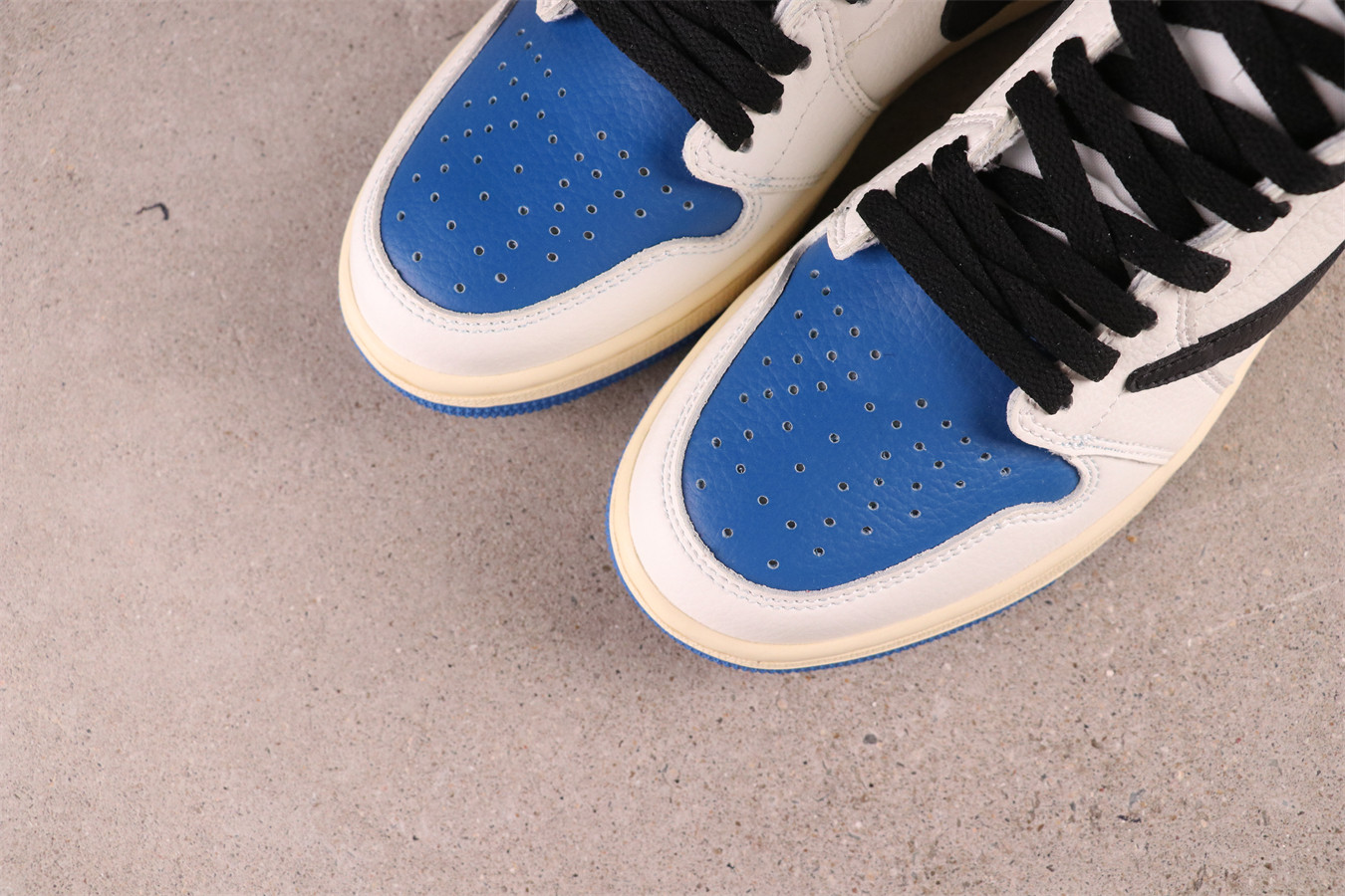 US$35 Air Jordan 1 High OGHyper Royal DH3227-105 Size 36-47.5