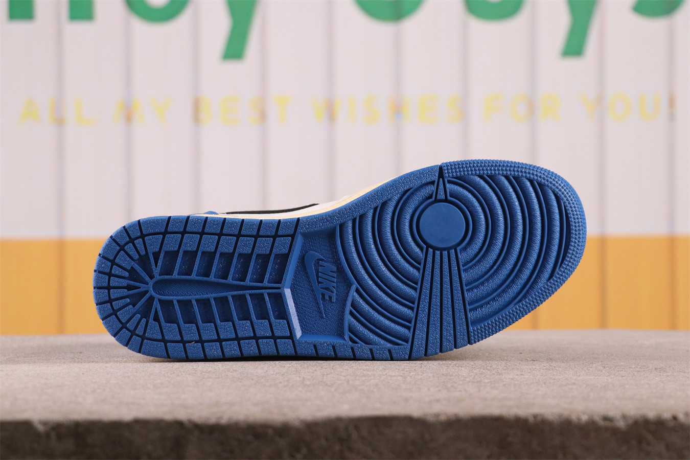 US$35 Air Jordan 1 High OGHyper Royal DH3227-105 Size 36-47.5