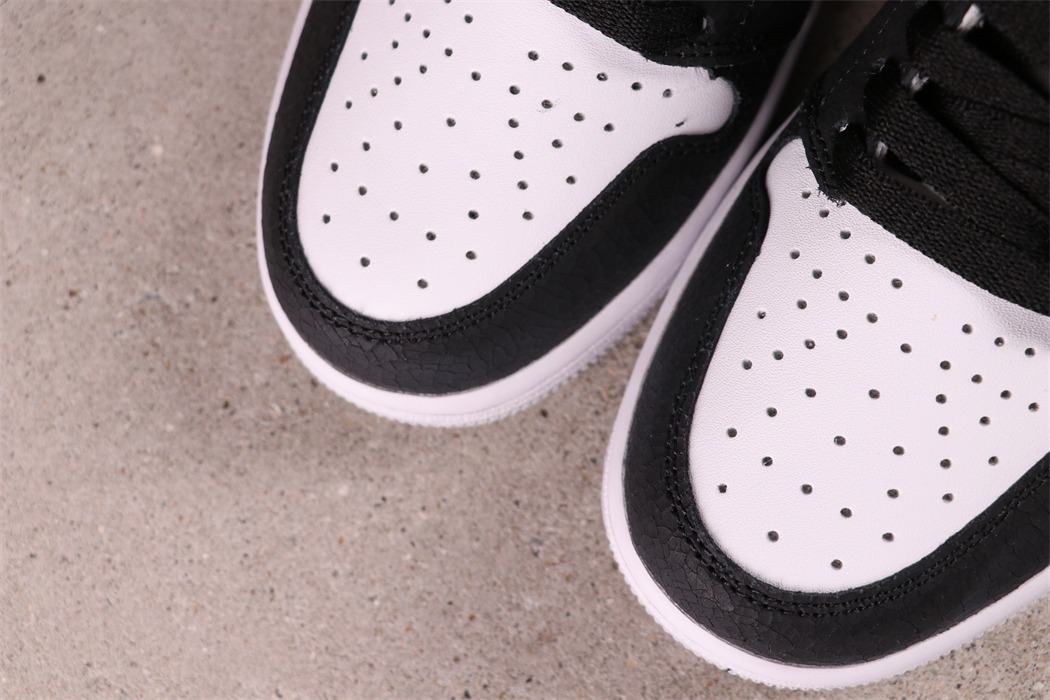 US$40 Air Jordan 1 High OG 555088-108 Size 36-46