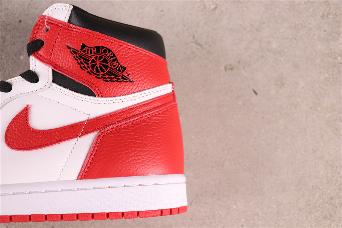 US$44 Air Jordan 1 High OG Heritage 555088-161 白红勾 Size 36-47.5