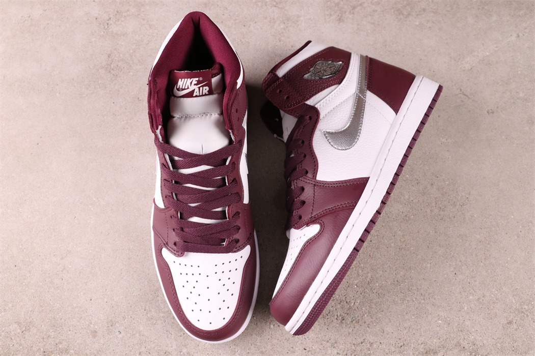 US$53 Air Jordan 1 High OG Bordeaux 555088-611 Size 36-47.5