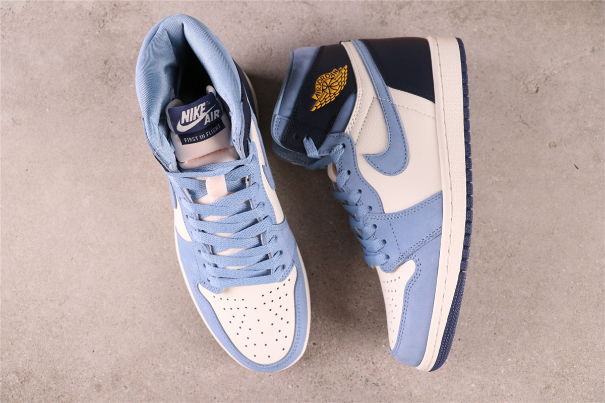 US$53 Air Jordan 1 High OG First in Flight FD2596-400 北卡 Size 36-47.5