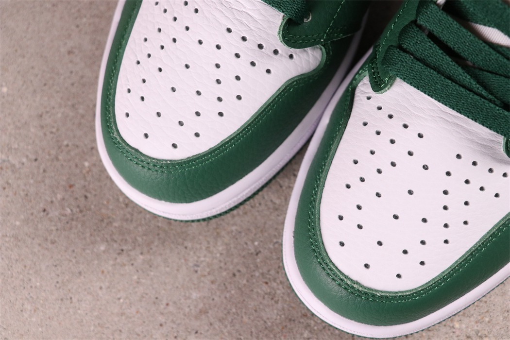 US$53 Air Jordan 1 High OG “Gorge Green”DZ5485-303 Size 36-46