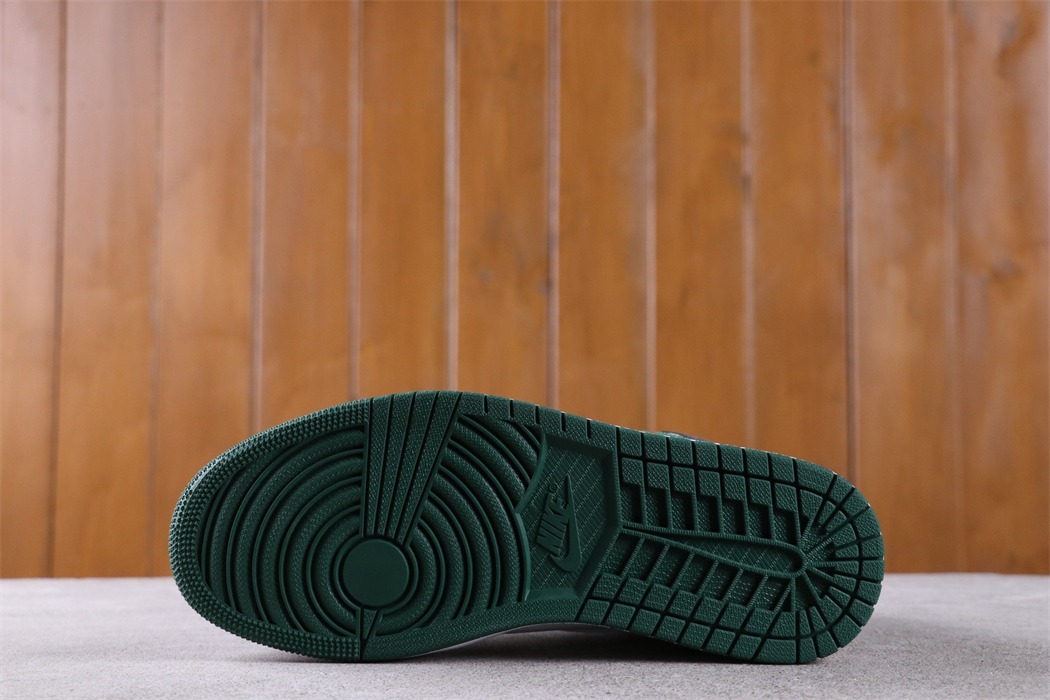 US$53 Air Jordan 1 High OG “Gorge Green”DZ5485-303 Size 36-46