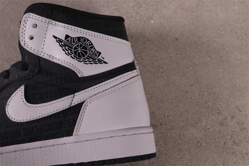 US$57 Air Jordan 1 Retro High OG555088-008 Size 36-47.5