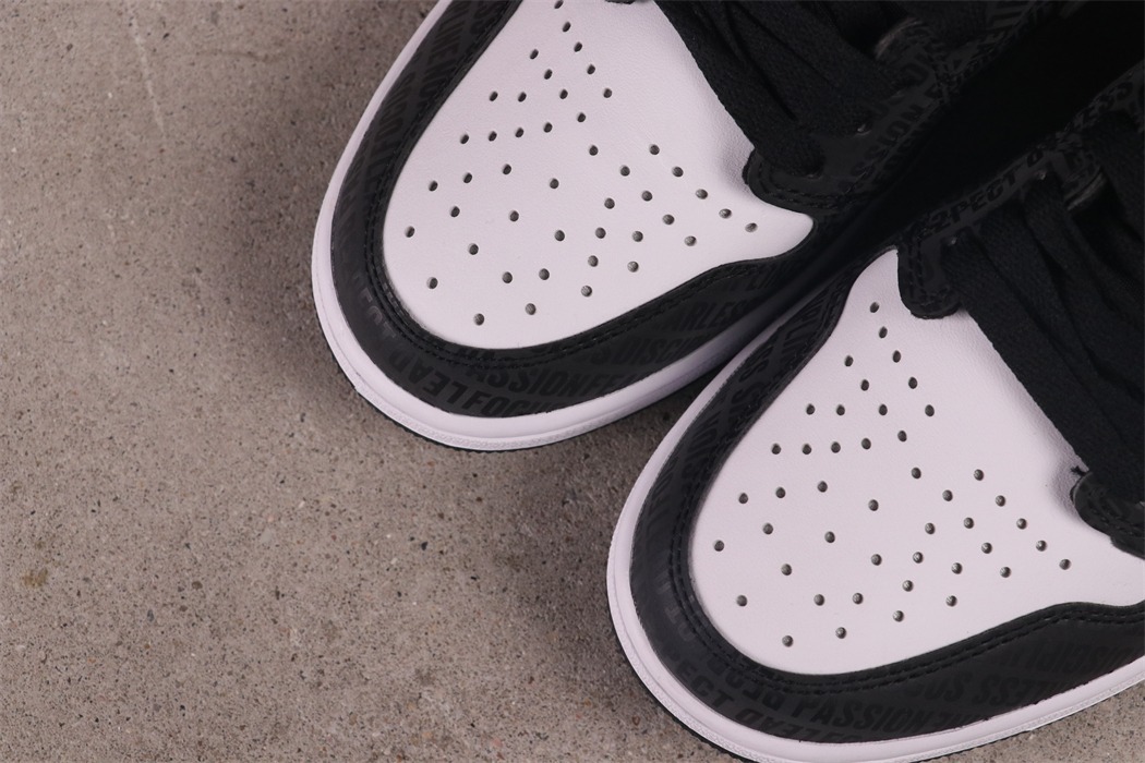 US$57 Air Jordan 1 Retro High OG555088-008 Size 36-47.5