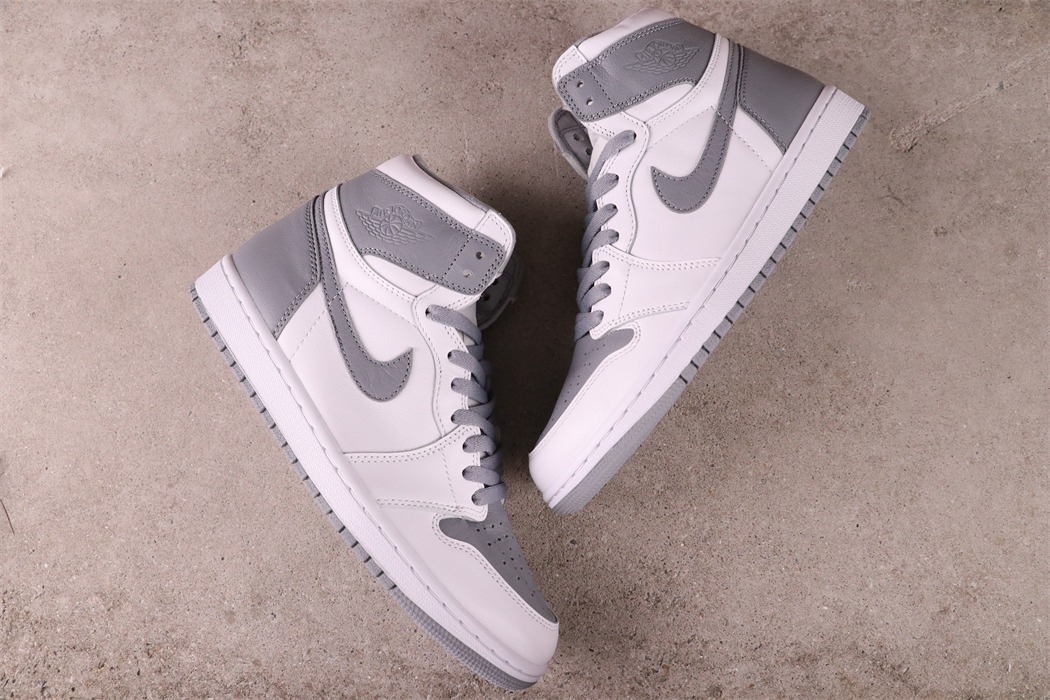US$88 Air Jordan 1 High OG 555088-037 Size 40-47.5