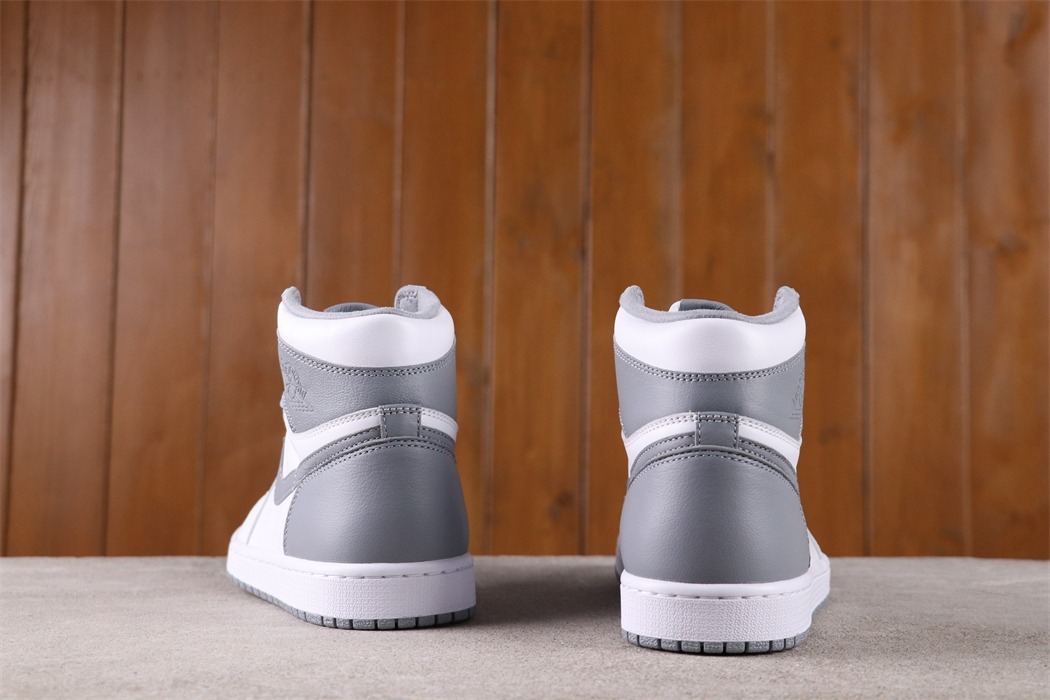 US$88 Air Jordan 1 High OG 555088-037 Size 40-47.5