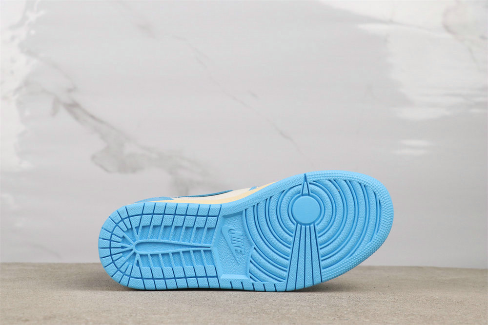 ????USD$31  Air Jordan 1 High OG “UNC Reimagined”   Style：DZ5485-402