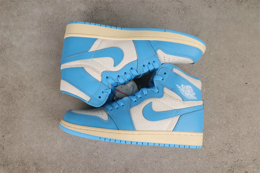 ????USD$31  Air Jordan 1 High OG “UNC Reimagined”   Style：DZ5485-402