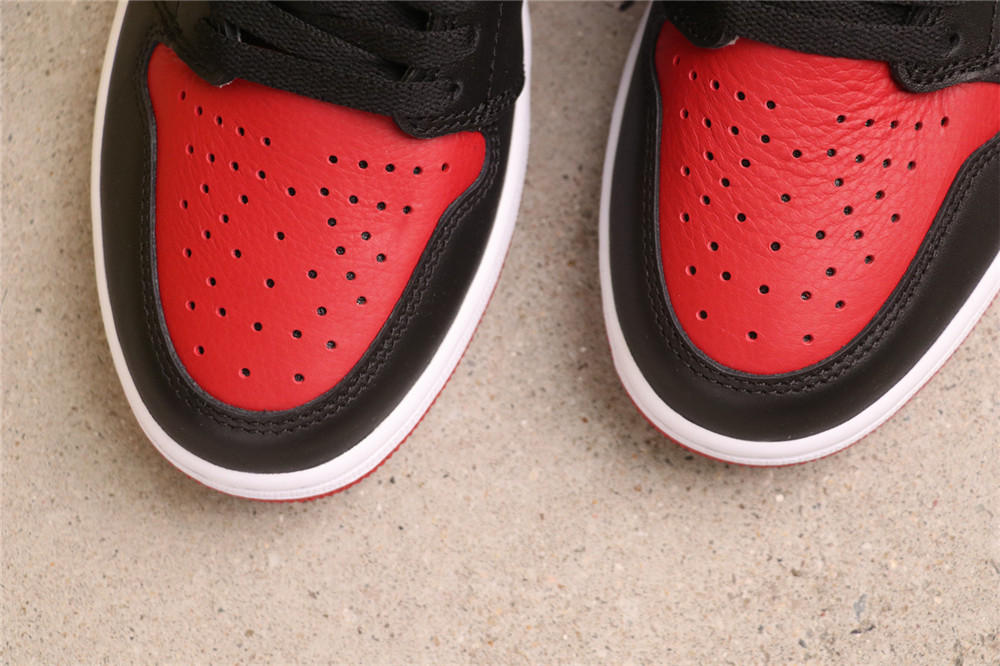 USD$79 Air Jordan 1 OG High Banned 555088-001 黑红禁穿 Size 36-47.5