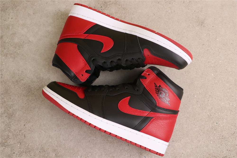 USD$79 Air Jordan 1 OG High Banned 555088-001 黑红禁穿 Size 36-47.5