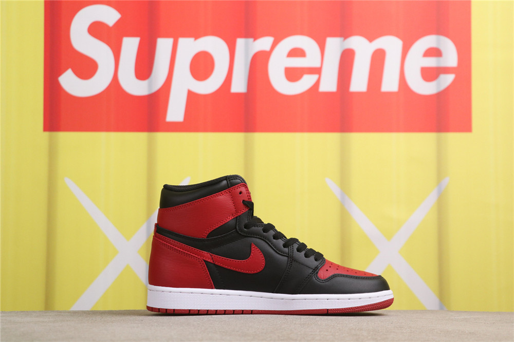 USD$79 Air Jordan 1 OG High Banned 555088-001 黑红禁穿 Size 36-47.5