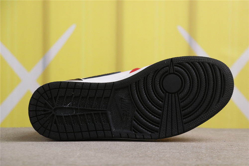 USD$79 Air Jordan 1 Satin Snake CD0461-601 缎蛇 Size 40-47.5