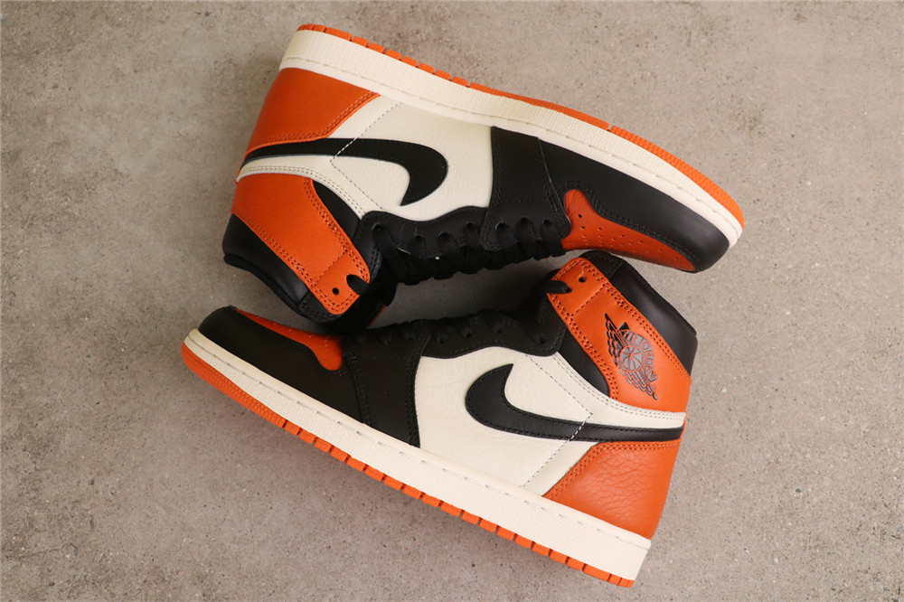 USD$79 Air Jordan 1 Shattered Backboard 555088-005 黑扣碎 Size 40-47.5