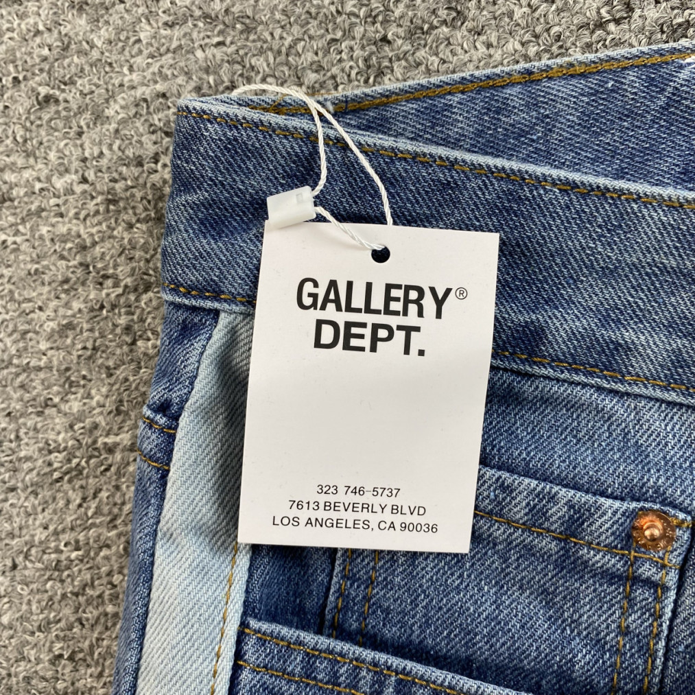 GALLERY DEPT.   Short