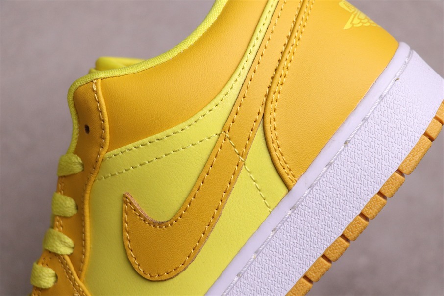 44USD Air Jordan 1 Low GS Paint Drip DC0774-700 Size 36-46