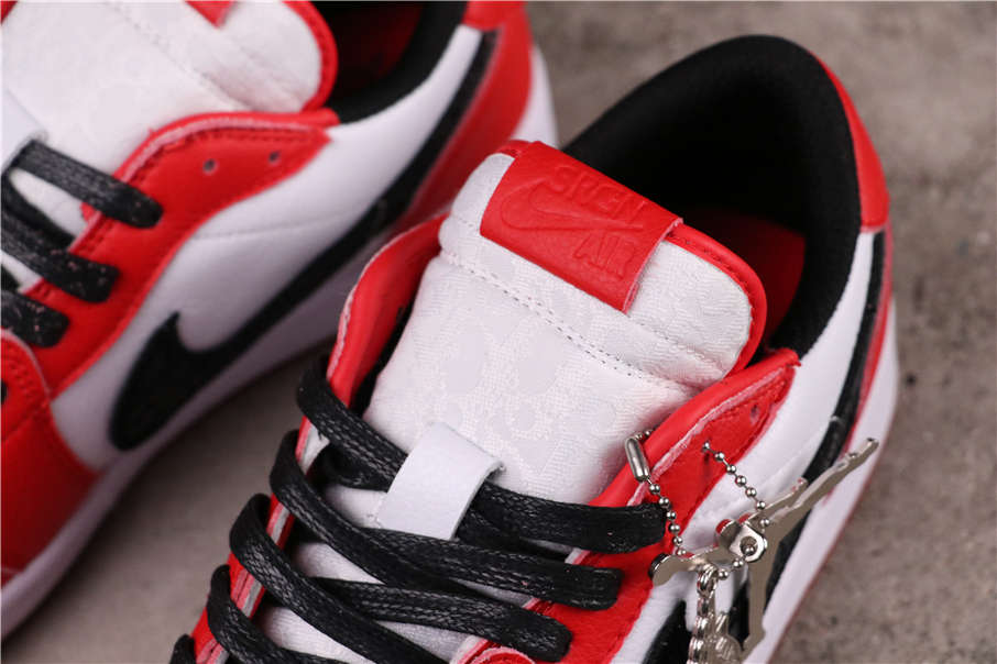 44USD Air Jordan 1 Low Satin Snake 36-45