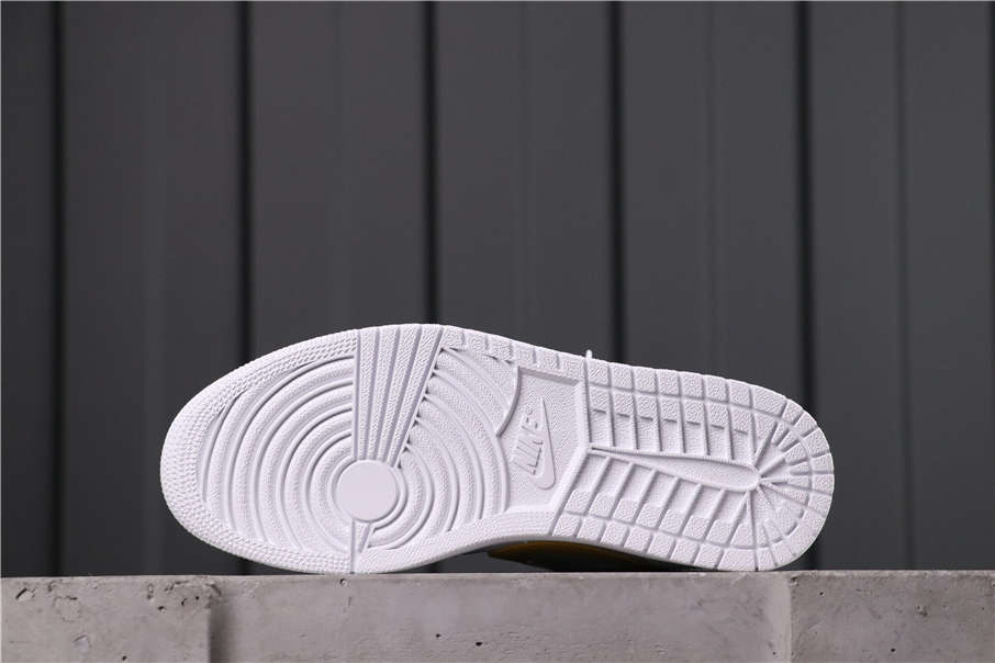 44USD Air Jordan 1 Mid CW7033-100 36-46