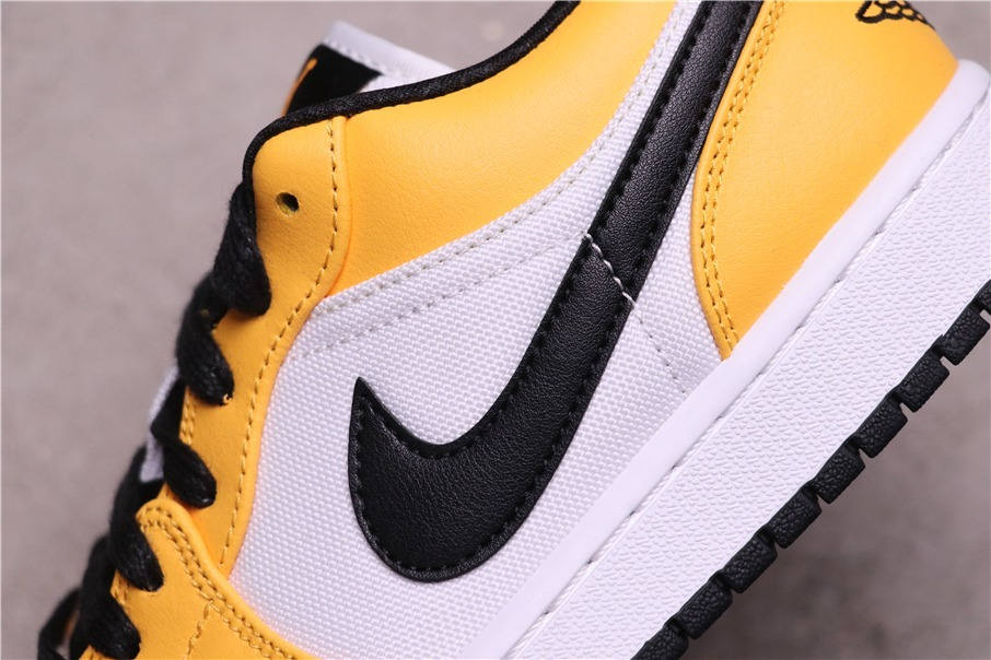 58USD Air Jordan 1 Low “Sweater” CZ4776-107 36-46