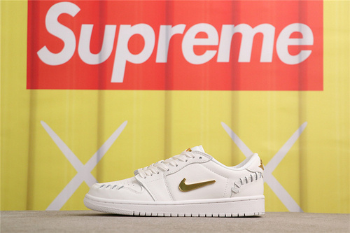 US$31 Air Jordan 1 Low Methor of Make FN5032-100 纯白小金钩 Size 36-47.5