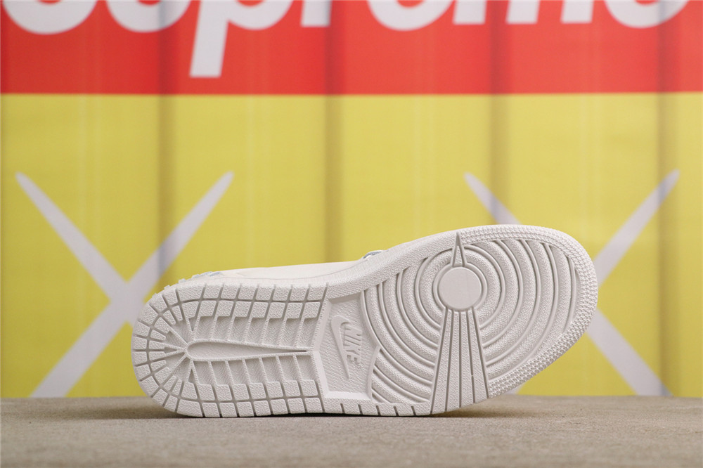 US$31 Air Jordan 1 Low Methor of Make FN5032-100 纯白小金钩 Size 36-47.5