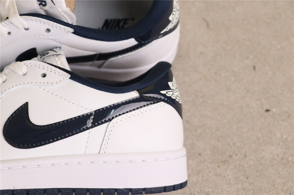 US$35 Air Jordan 1 Low ’85 Metallic Navy FB9933-141 金属蓝 Size 36-46